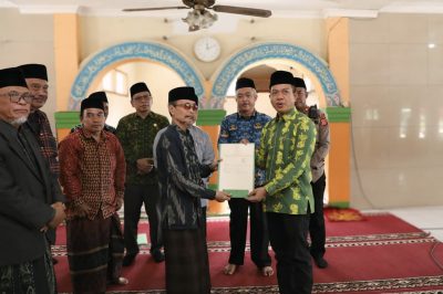 Penuhi Harapan Warga Dua Tahun Lalu Bupati Bandung Letakkan Batu Pertama Masjid Paseh