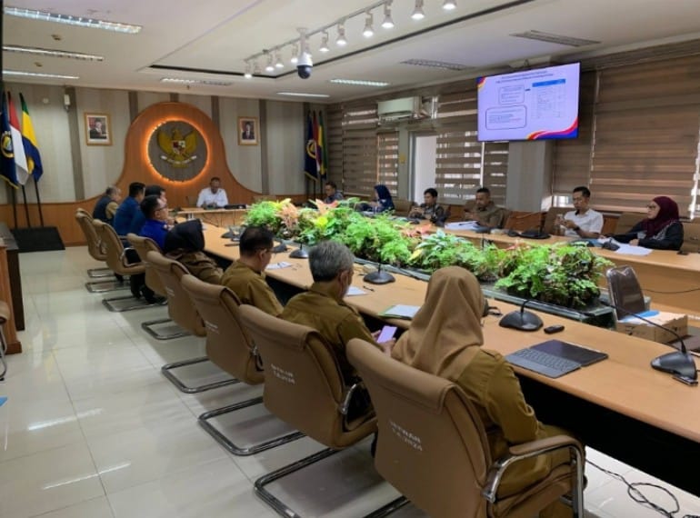 Komisi III DPRD Kota Bandung Bedah Aspirasi dan Program Kerja Disdamkarmat dan DSDABM Kota Bandung