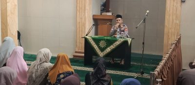 Kapolsek Margahayu Sampaikan Ajakan Tingkatkan Kamtibmas di Pengajian Sambut Ramadhan Masjid An-Nur Desa Sayati