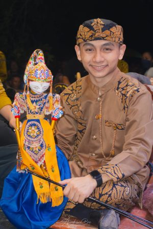 Dalang Khanha Giri Harja 2 Putu Siapkan Agenda 6 Lokasi Panggung Tutup Tahun 2025