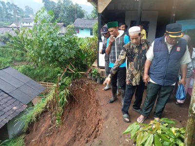 Longsor di Pangalengan Tiga Rumah Rusak, 20 Jiwa Terdampak