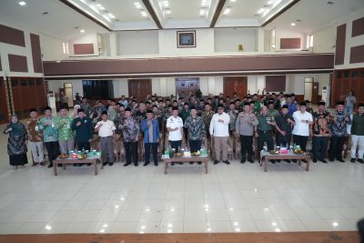 Lantik Pengurus BWI Kabupaten Bandung Bupati Dukung Penuh Proses Sertifikasi Gratis Tanah Wakaf untuk Masjid