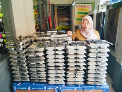 SDN Sukamenak 02 Margahayu Baru 5 Hari Dapat Jatah MBG, Ada Keluhan Nasi dan Daging Keras. Pihak Sekolah Berharap MBG Sukses
